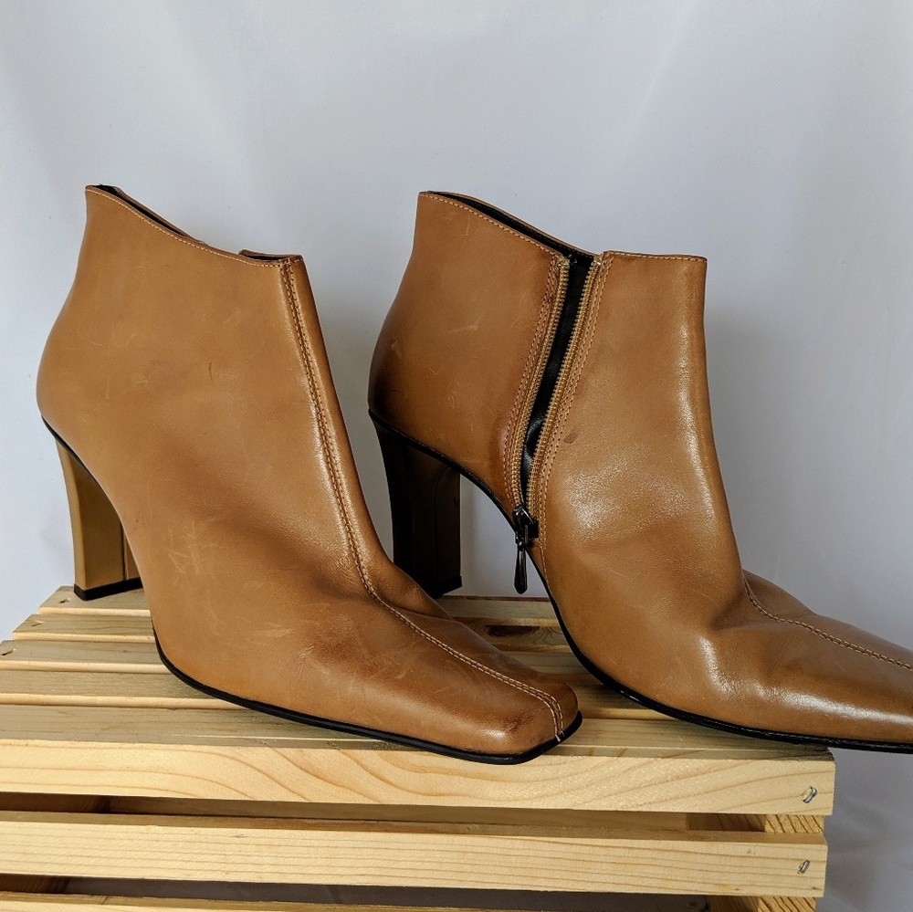 Maripe tan ankle boots Sz9